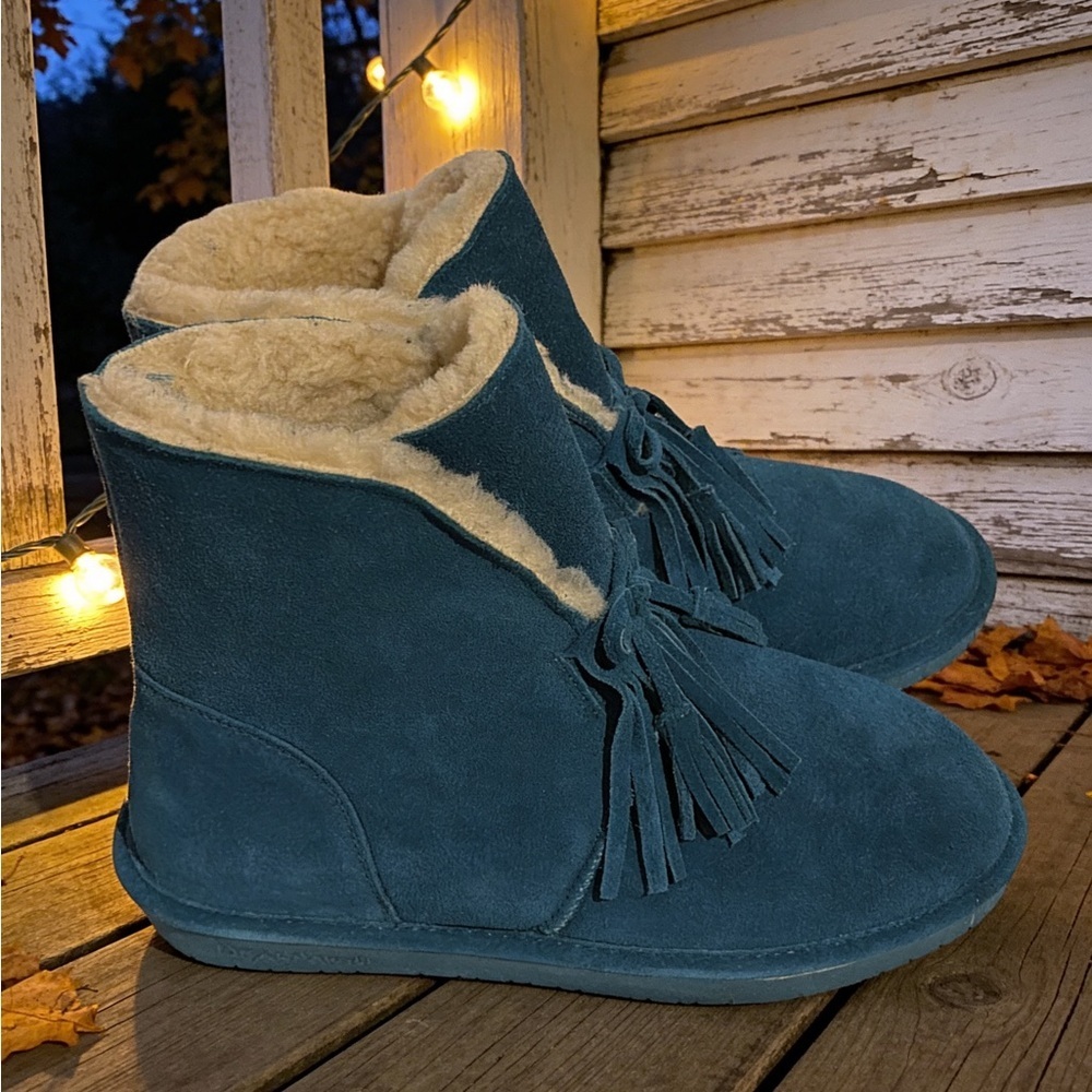 BearPaw Blue Winter Boots with Cream Lining